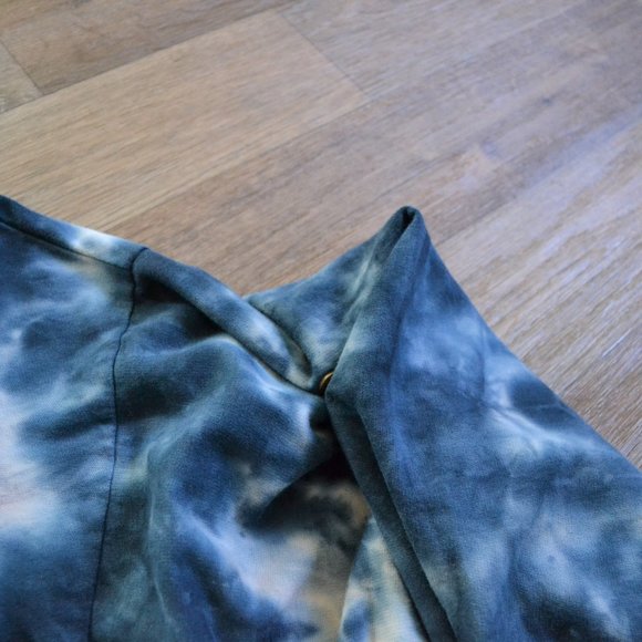 NWT Young Fabulous & Broke Raissa Tie Dye Sweatshirt Size S/M - Picture 4 of 5